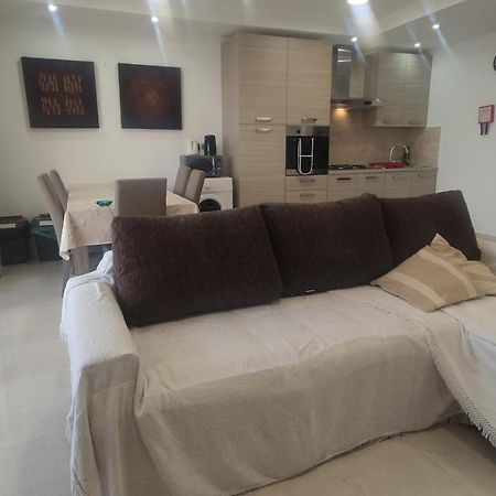Aquamarine Sea Front Apartments - Third Floor Marsaskala Exterior photo